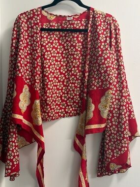 Silk Blend Red Floral Tie Front Kimono Crop Top | Bell Sleeve Boho Festival